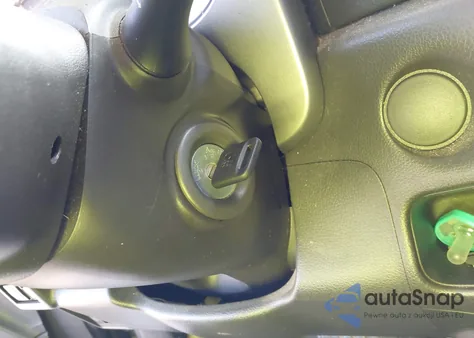 2011 Nissan Cube 1.8S z USA, uszkodzony, nr VIN JN8AZ2KR8BT205654